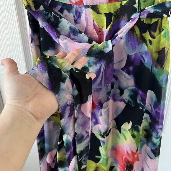 Tahari Floral Faux Wrap Dress Women’s Size 6 Sleeveless V-Neck Midi - Picture 4 of 15